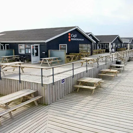 Three-bedroom Holiday In 1 Vinderup