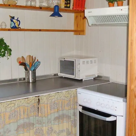 Holiday home Three-bedroom Holiday In 1
